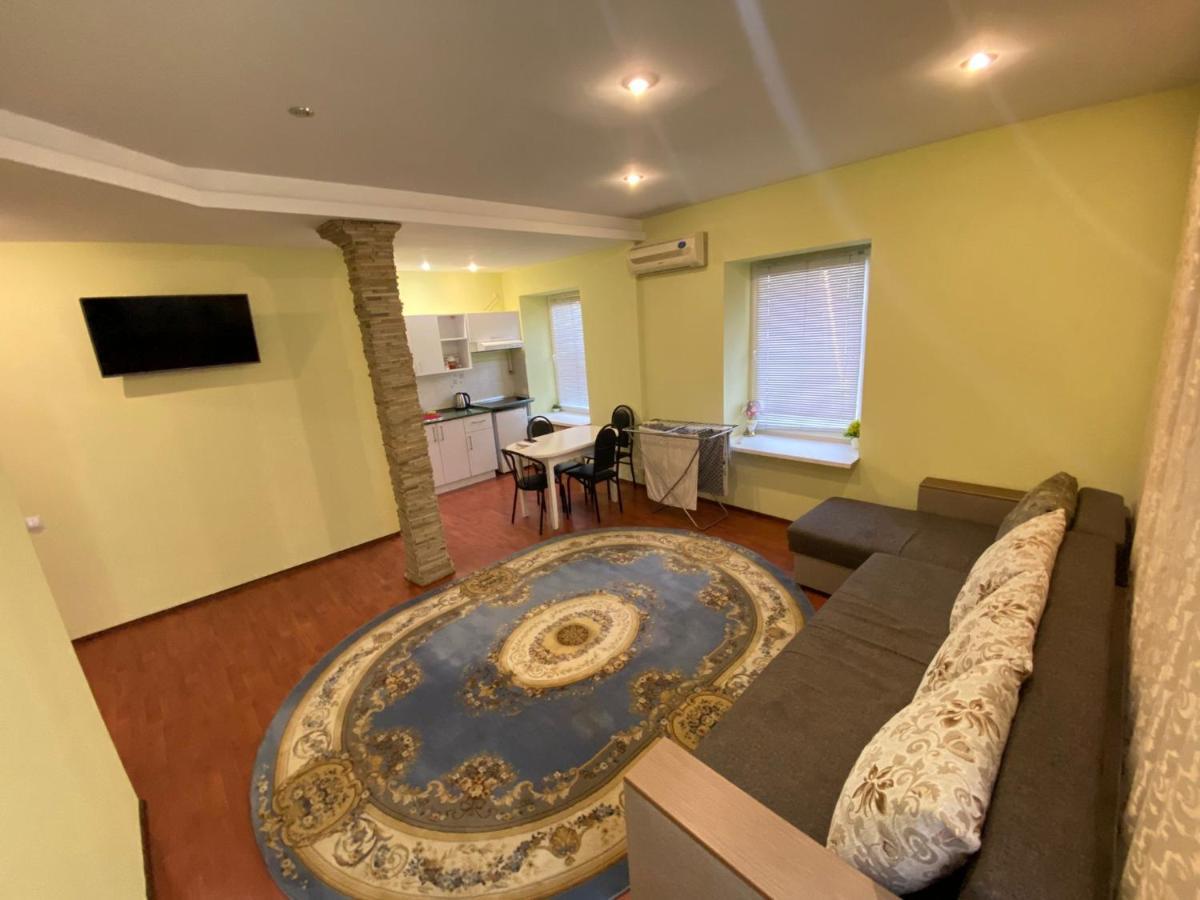 White New Apartments Ultracentral 2-Rooms In The Heart تشيسيناو المظهر الخارجي الصورة