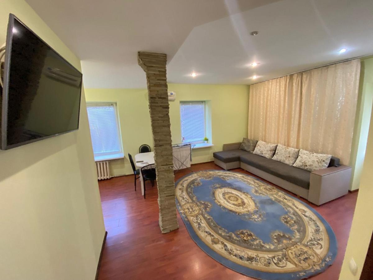 White New Apartments Ultracentral 2-Rooms In The Heart تشيسيناو المظهر الخارجي الصورة