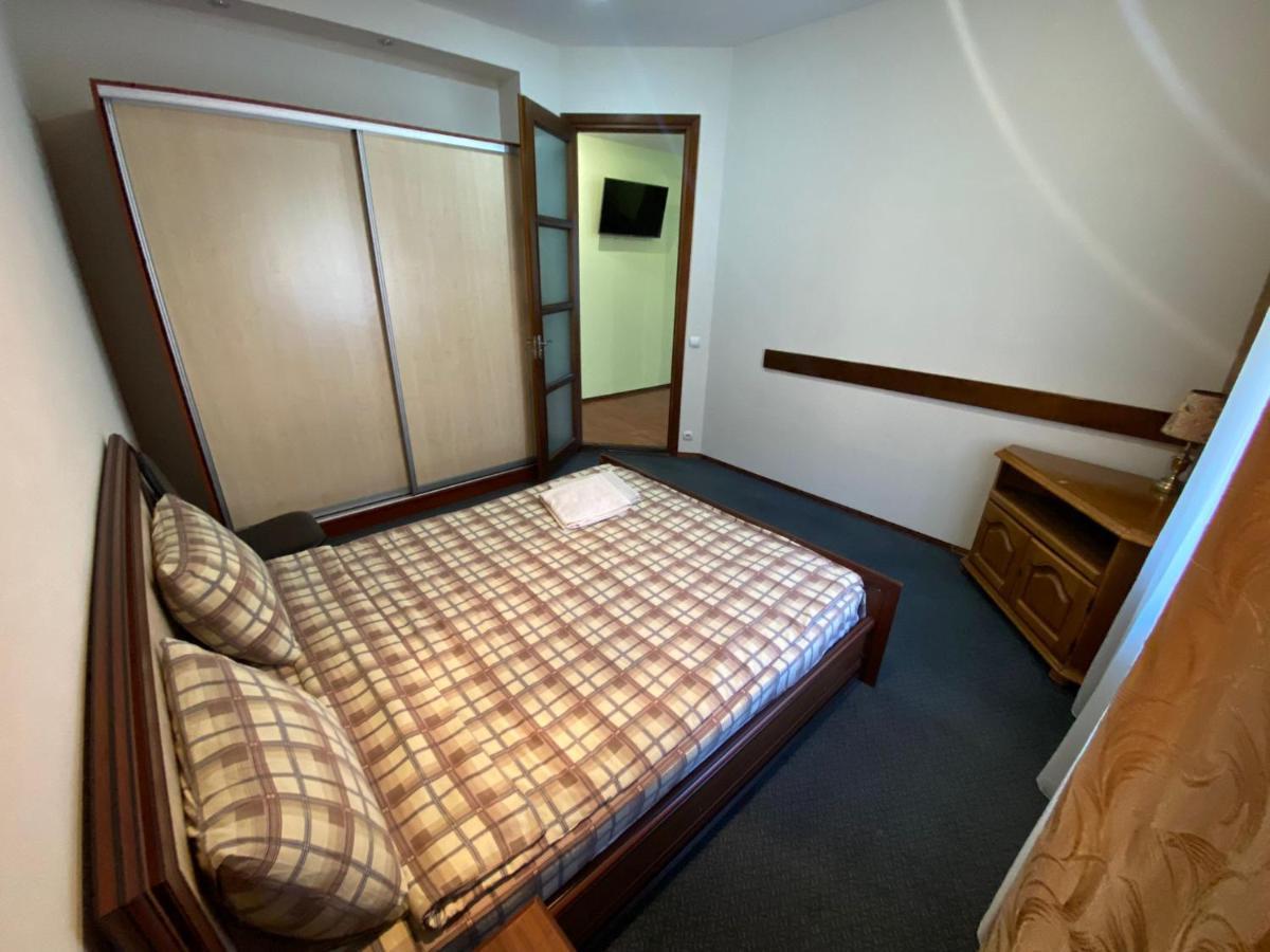 White New Apartments Ultracentral 2-Rooms In The Heart تشيسيناو المظهر الخارجي الصورة